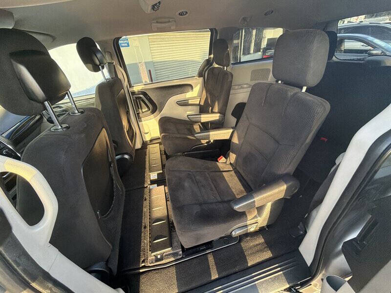 2015 Dodge Grand Caravan SE