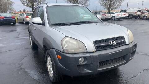 2007 Hyundai Tucson for sale at Boardman Auto Exchange in Youngstown OH