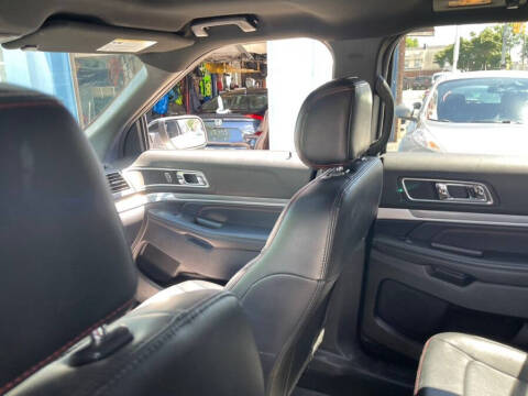 2017 Ford Explorer Sport