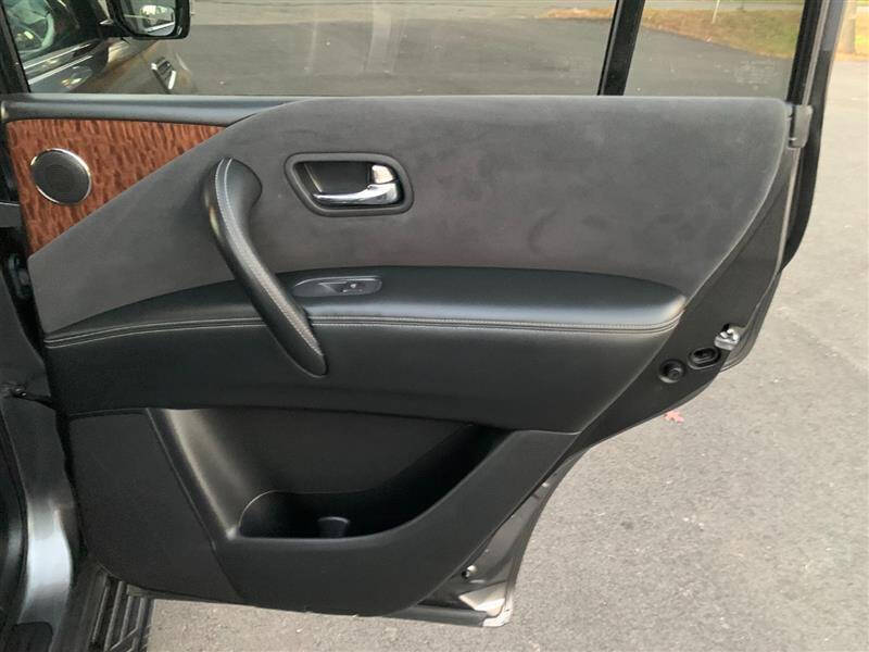 2017 Nissan Armada SV