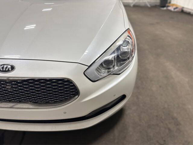 2016 Kia K900 Premium V6