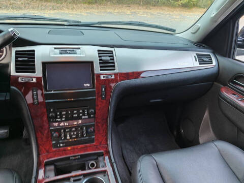 2014 Cadillac Escalade Luxury