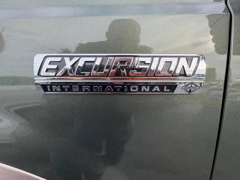 2005 Ford Excursion Eddie Bauer