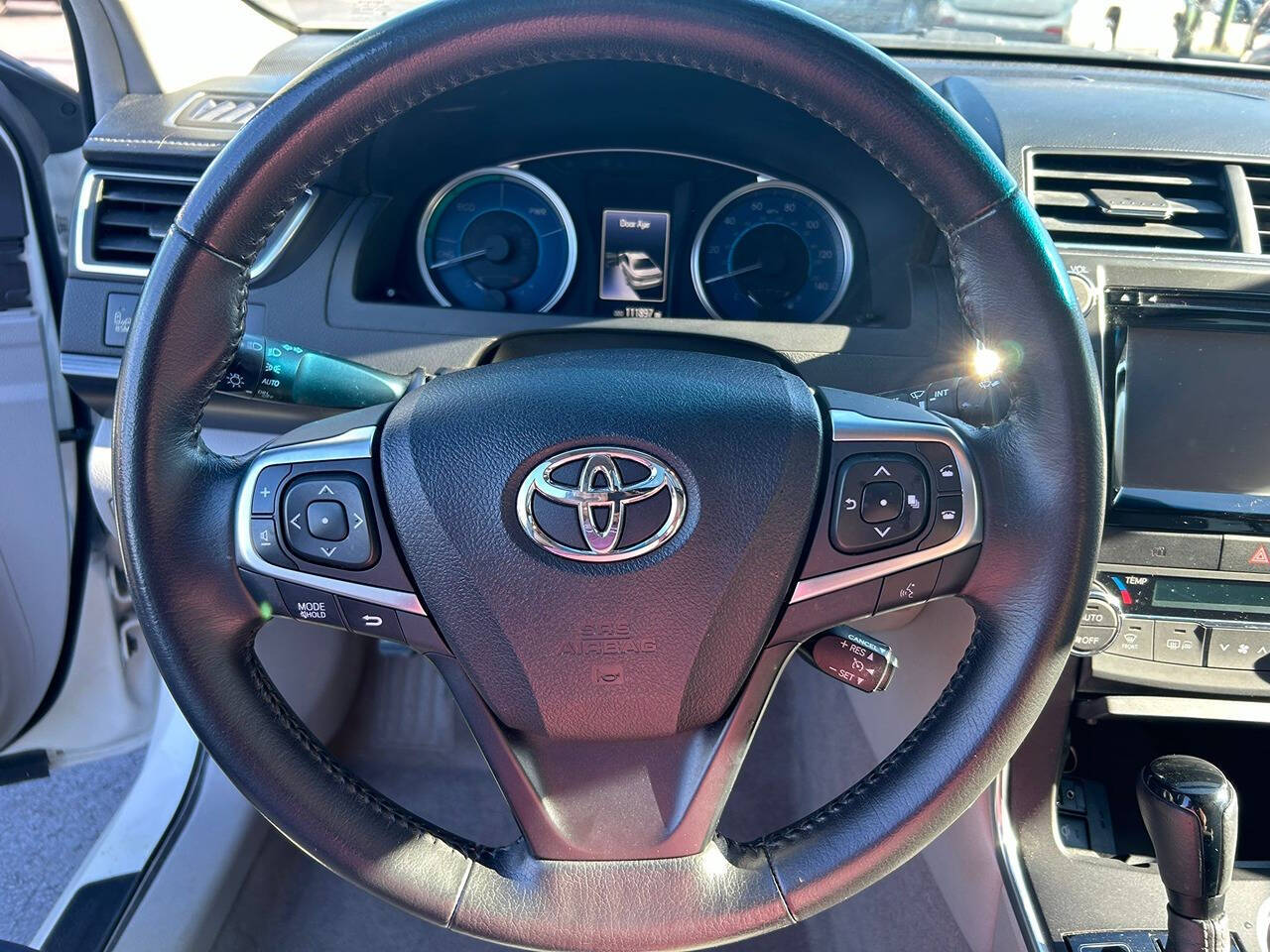 2015 Toyota Camry Hybrid for sale at Chicago Auto House in Chicago, IL