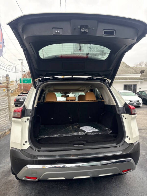 2022 Nissan Rogue Platinum