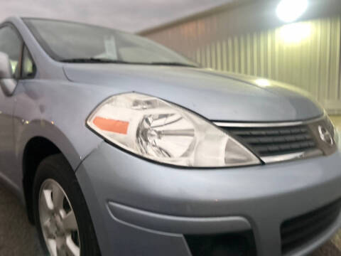 2009 Nissan Versa 1.8 SL