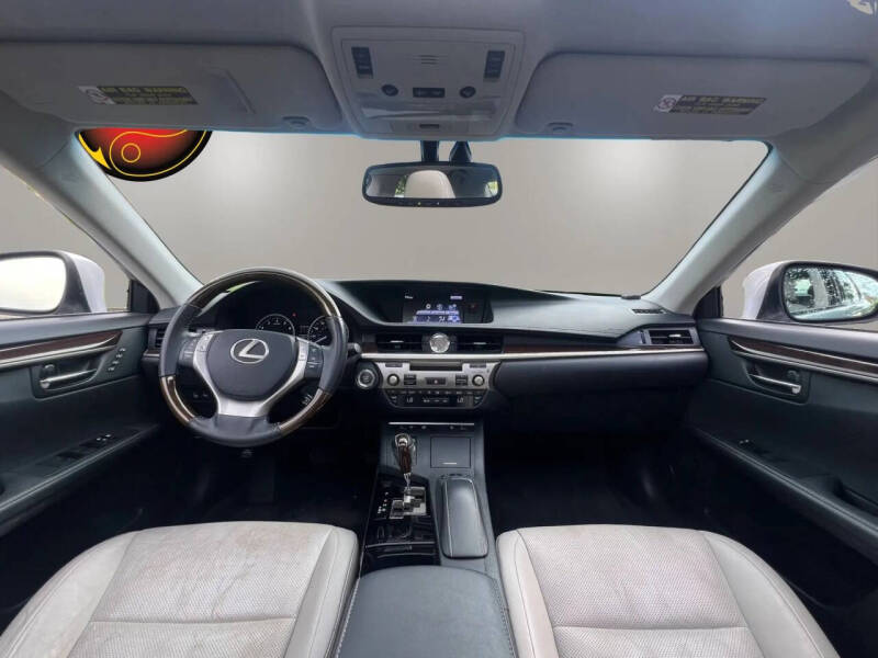 2013 Lexus ES 350