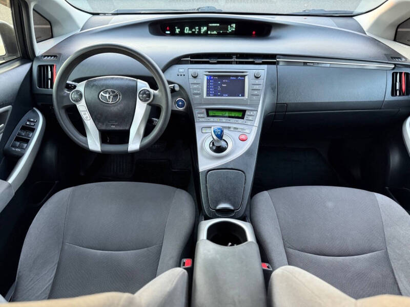 2015 Toyota Prius Four