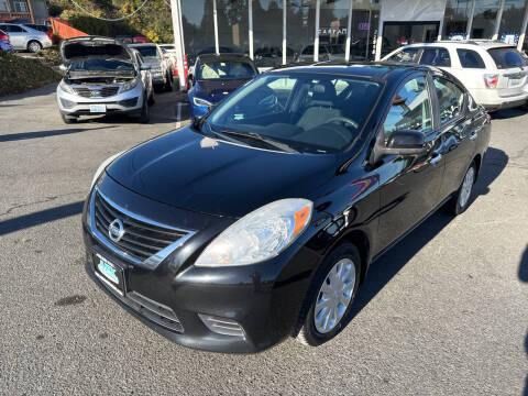 2012 Nissan Versa for sale at APX Auto Brokers in Edmonds WA