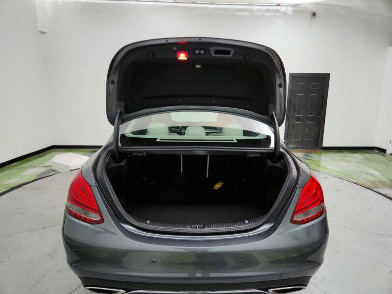 2017 Mercedes-Benz C-Class