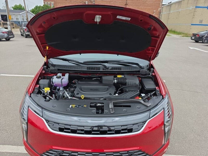 2027 Chrysler Pacifica Select