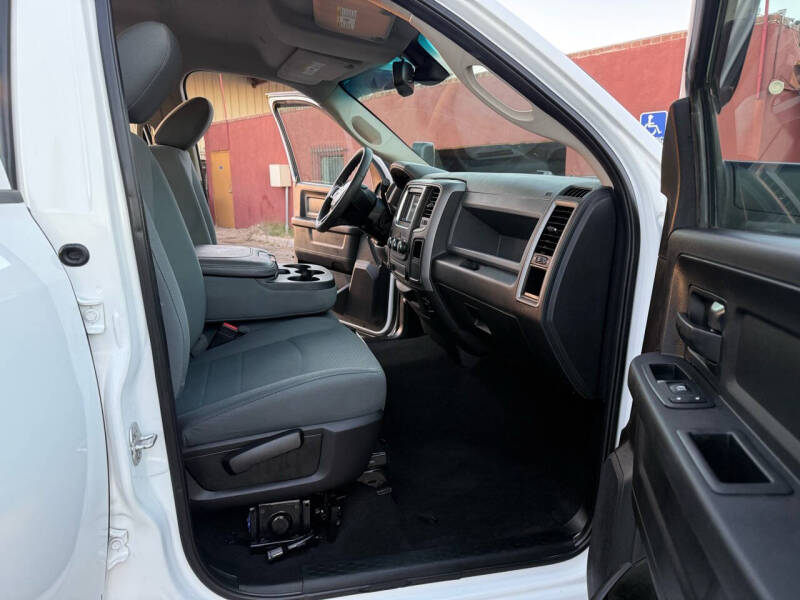 2018 RAM Ram 2500 Pickup Tradesman photo 8