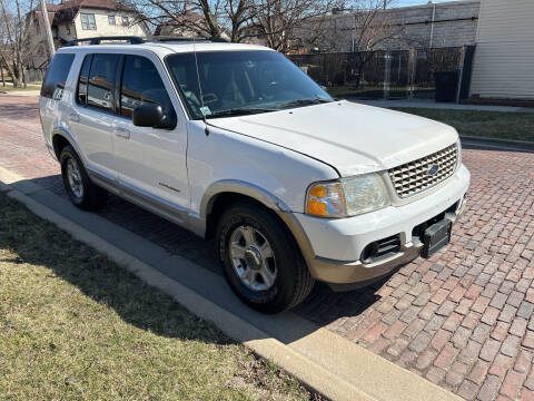 2002 Ford Explorer for sale at RIVER AUTO SALES CORP in Maywood IL