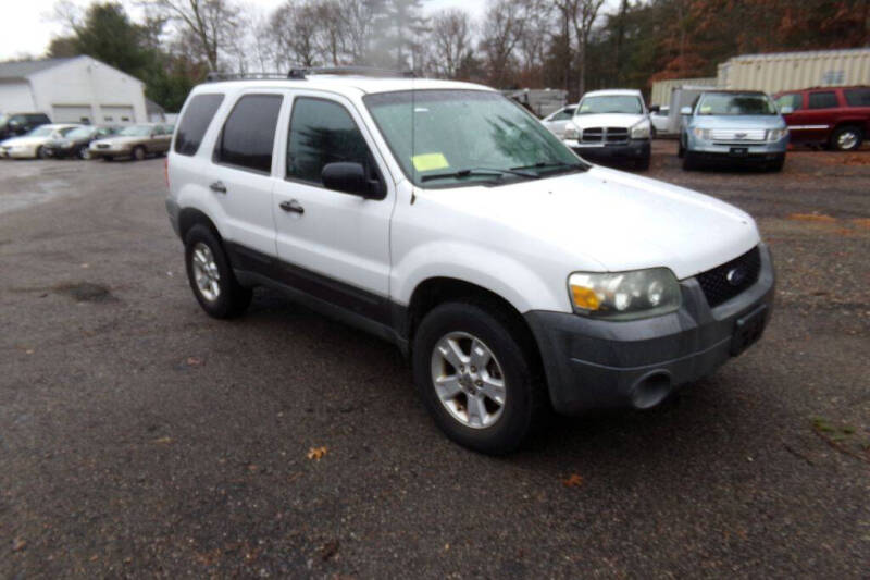 2005 Ford Escape XLT photo 3