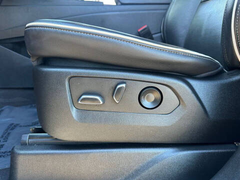 2022 Cadillac Escalade ESV Premium Luxury