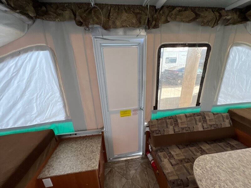 2010 Starcraft Marine 816