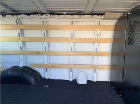 2023 GMC Savana 2500