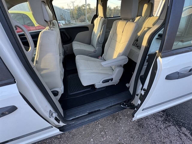 2012 Dodge Grand Caravan American Value Package