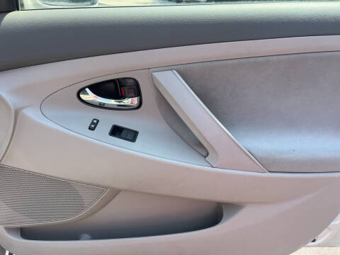 2007 Toyota Camry LE