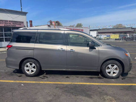 2016 Nissan Quest