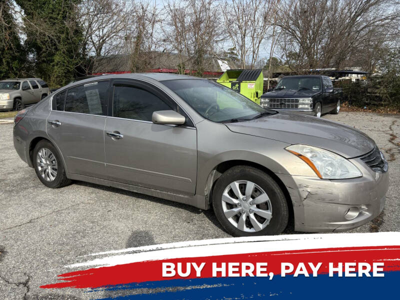 2011 Nissan Altima S's photo