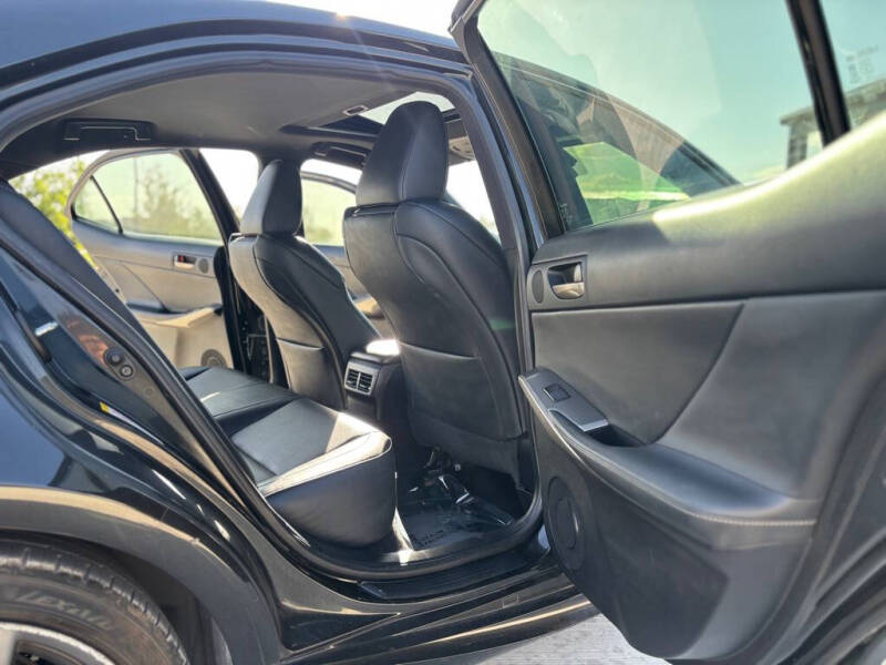 2018 Lexus IS 350