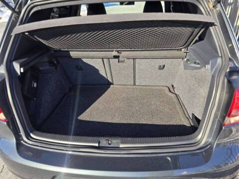 2014 Volkswagen GTI Wolfsburg Edition PZEV