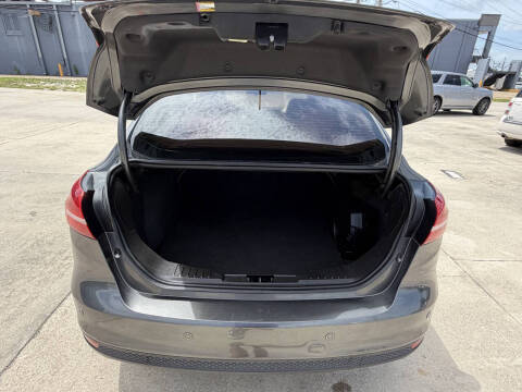 2017 Ford Focus Titanium