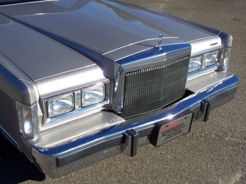 1988 Lincoln Town Car Signature