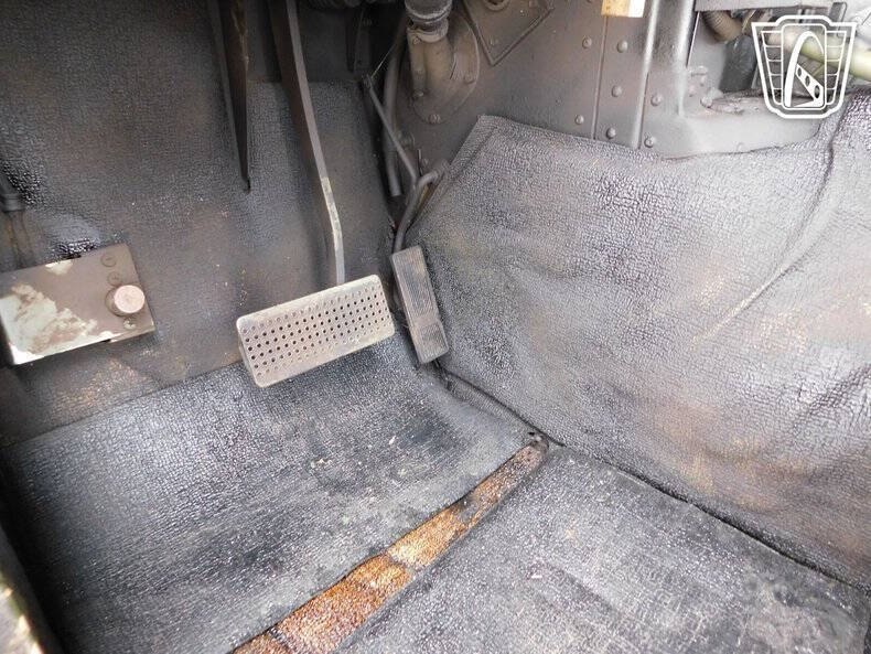 1991 AM General Hummer