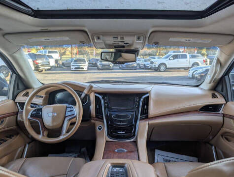 2016 Cadillac Escalade Platinum