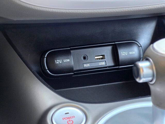 2015 Kia Soul EV +