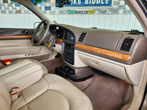 2002 Lincoln Continental