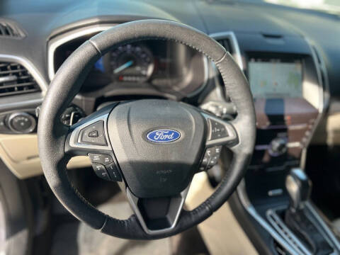 2018 Ford Edge Titanium