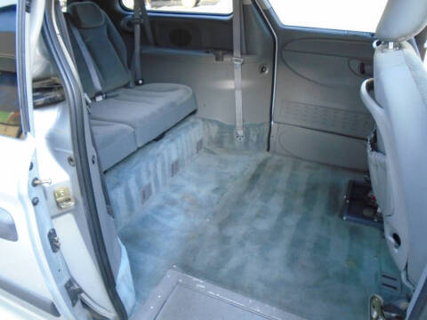 2005 Dodge Grand Caravan SE