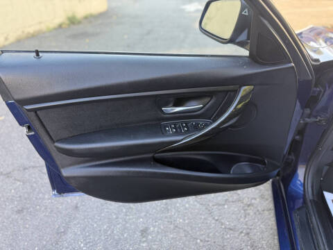 2018 BMW 3 Series 320i xDrive