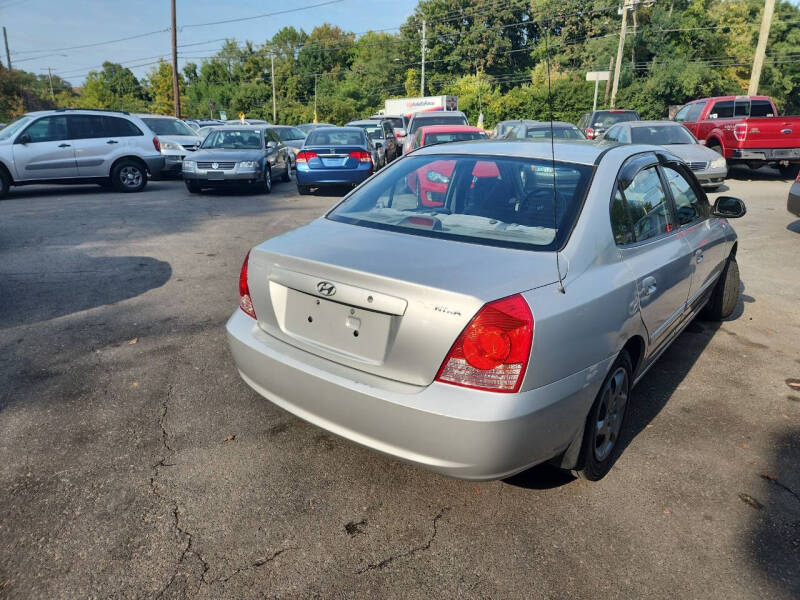 2005 Hyundai Elantra GLS photo 7