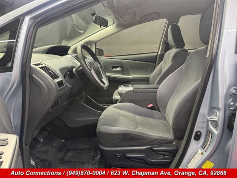 2013 Toyota Prius v Three