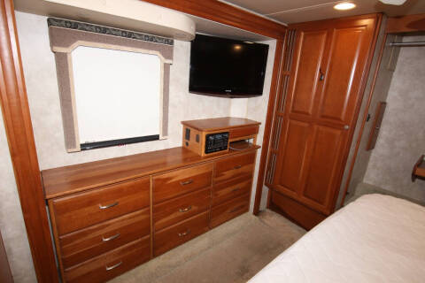 2011 Winnebago Journey
