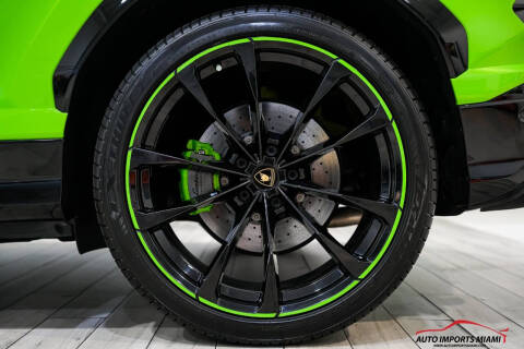 2022 Lamborghini Urus