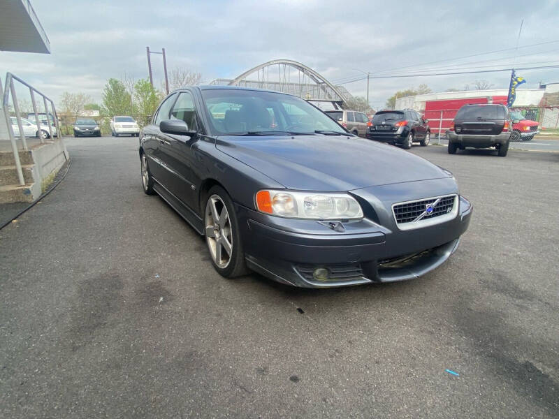 2005 Volvo S60 R for sale at 28th St Auto Sales & Service in Wilmington DE