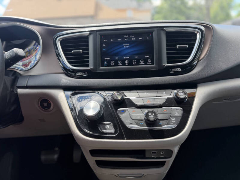 2018 Chrysler Pacifica LX