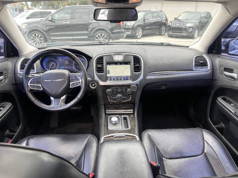 2018 Chrysler 300 Limited