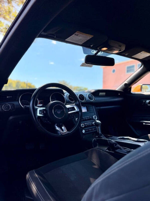2019 Ford Mustang EcoBoost