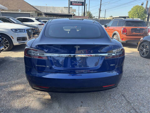 2016 Tesla Model S 75D