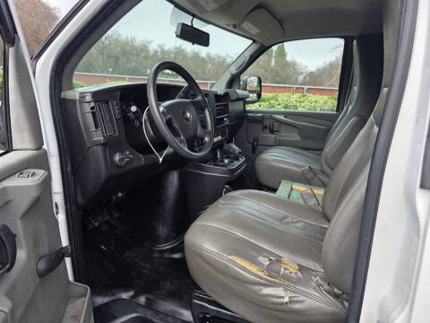 2013 Chevrolet Express 2500