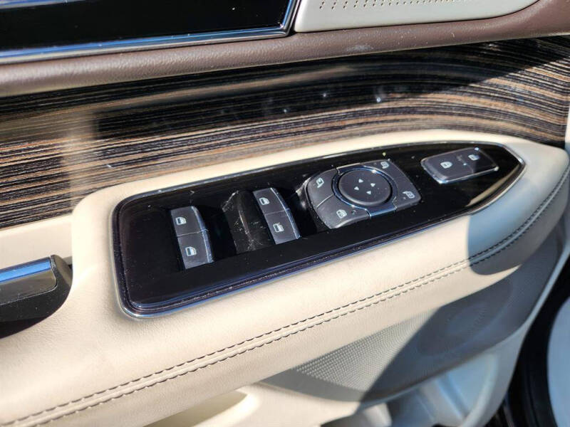 2021 Lincoln Navigator Black Label