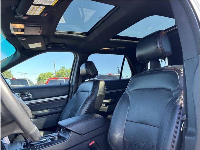2016 Ford Explorer Sport