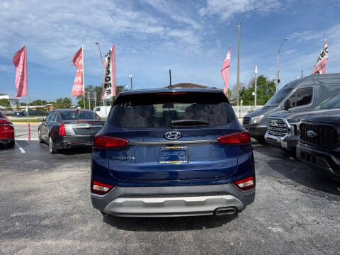 2020 Hyundai Santa Fe SE