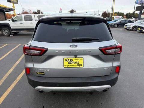 2024 Ford Escape Active